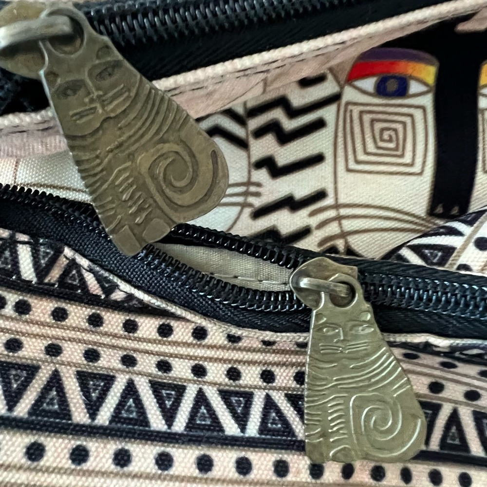 Laurel Burch signature cats shoulder bag - Picture 13 of 13
